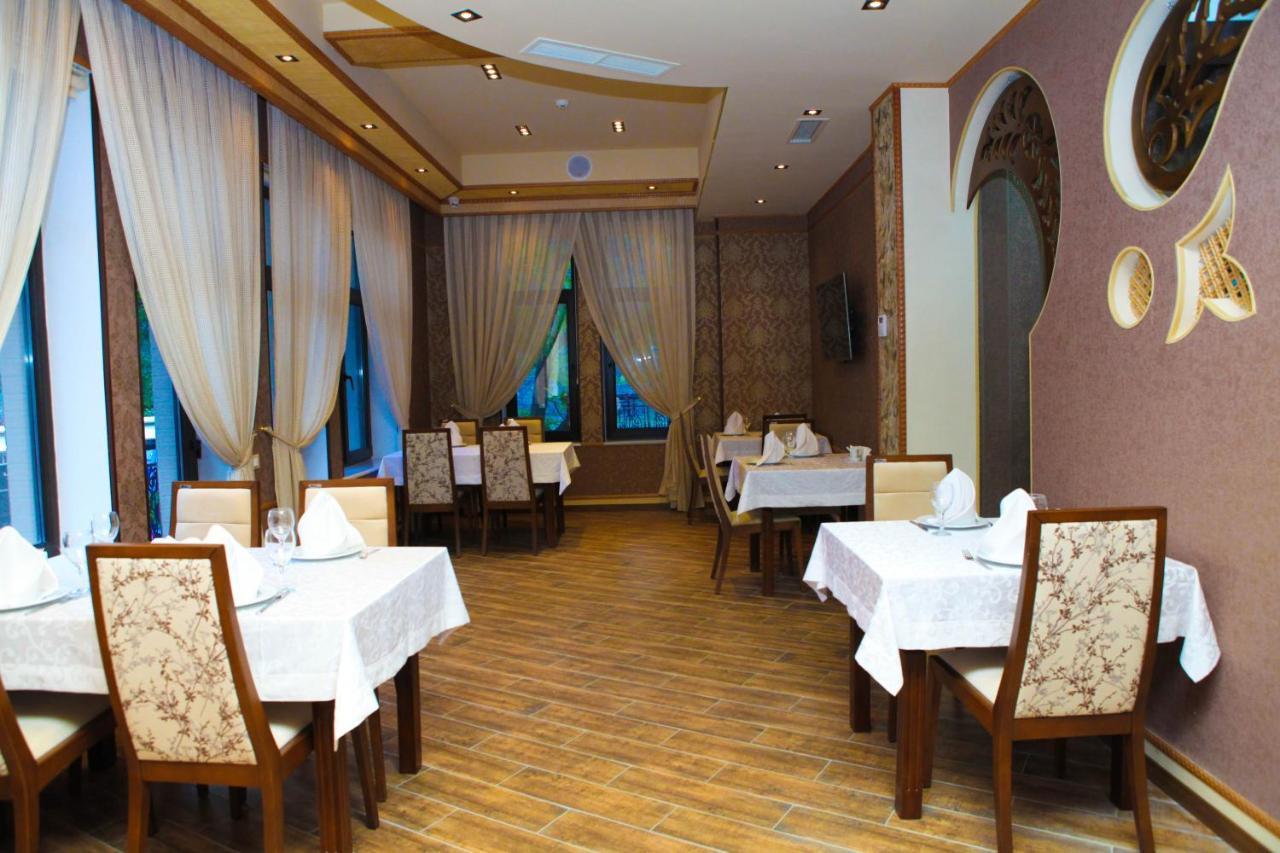 Bergs Otel And Restaurant Qax Exterior photo